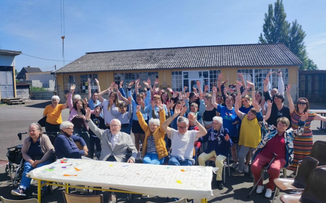 Les lycéens de Xavier-Grall animent des ateliers.